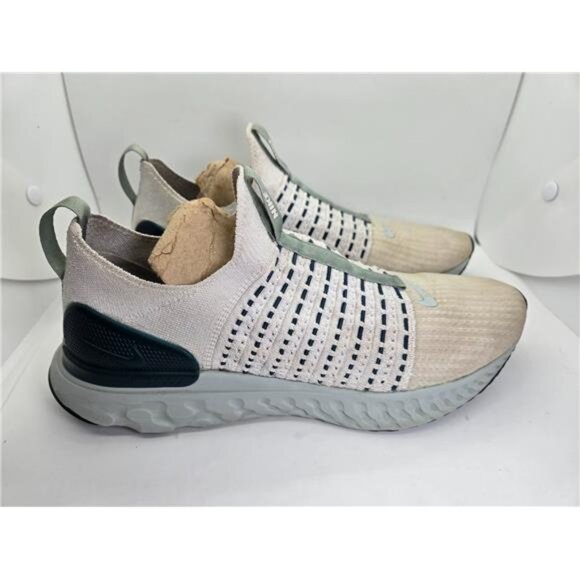 Nike React Phantom Run Flyknit 2 Shoes Womens 11.5 Platinum Tint Running Sneaker - Picture 1 of 8